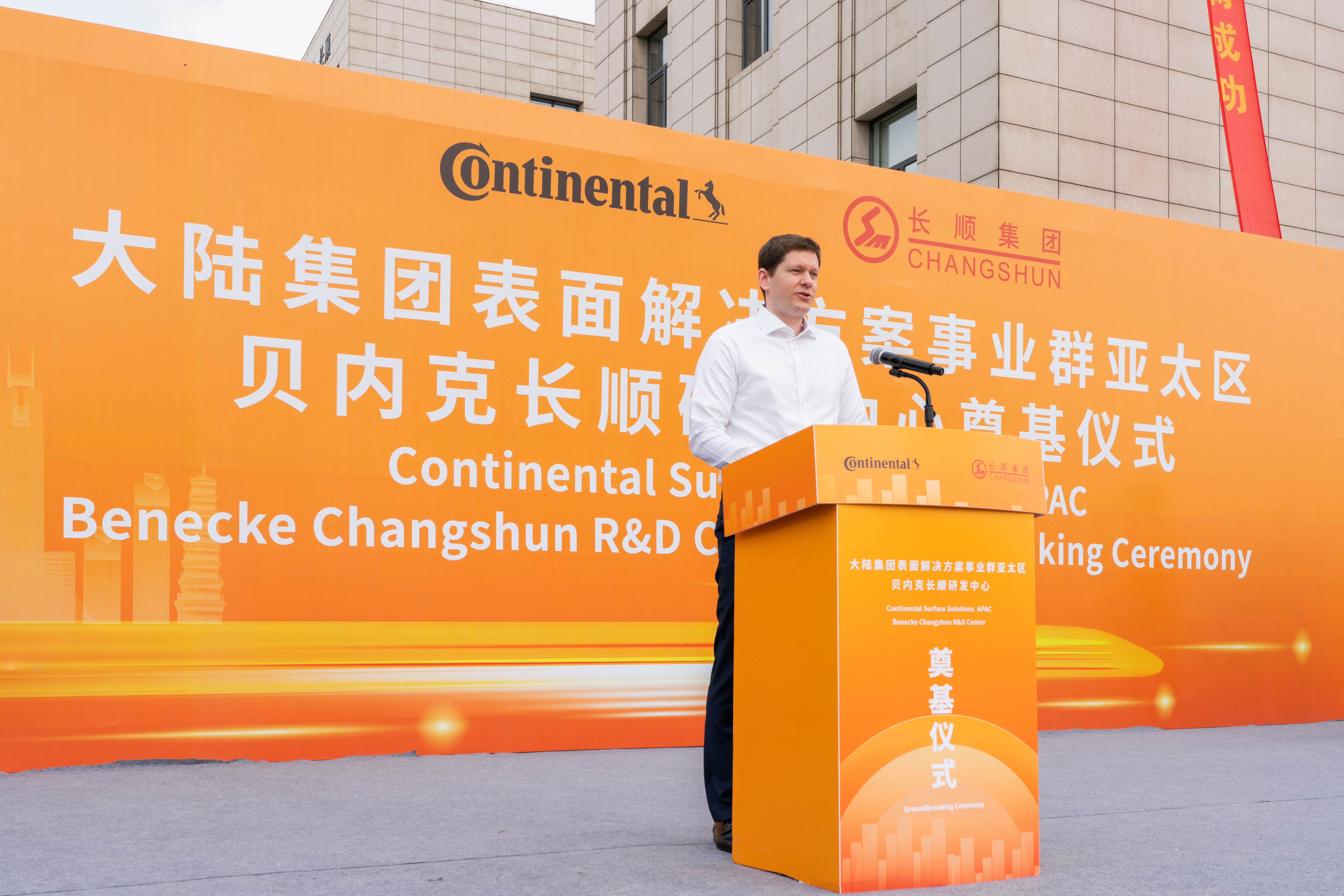 99738849.jpg DSC00814(1).jpg